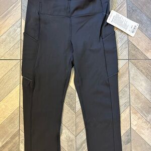 Lululemon Speed Up Crop NWT
